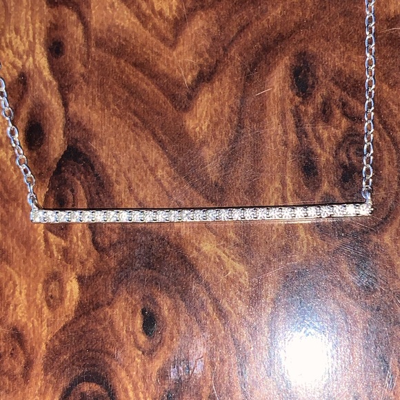 LINE PENDANT WITH CRISTALS THIN CHAIN NECKLACE ⛓️ - Picture 7 of 10